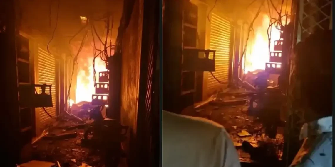 ബംഗ്ളൂരുവിൽ കെട്ടിടത്തിൽ അഗ്നിബാധ; ഒരു മരണം, നിരവധി പേർക്ക് പരിക്ക്