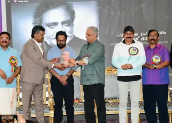 അസ്‌ലം കൊളക്കോടന്റെ പുസ്തകങ്ങൾ ദമാമിൽ പ്രകാശനം ചെയ്തു; ജോയ് മാത്യുവും ശിഹാബുദ്ദീൻ പൊയ്ത്തുംകടവും അതിഥികളായി